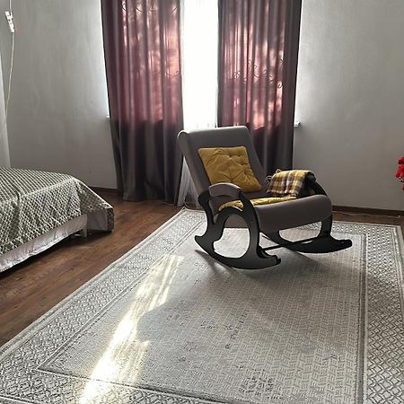 Atyraū B&B Apart מראה חיצוני תמונה